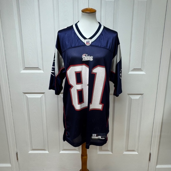 Reebook NFL Randy Moss New England Patriots Shirt - Size L. - Picture 1 of 16